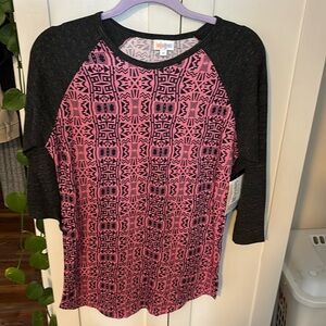 Women’s LulaRoe Randy size m 3/4 sleeves top nwt